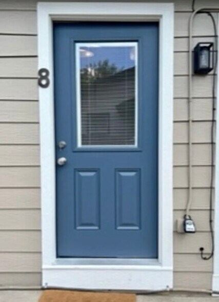 More Photos Of 1516-1520 D St, Floresville Apartments For Sale