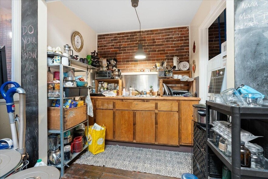 More Photos Of 107 W Main St, Grass Valley Storefront Retail Office For Sale