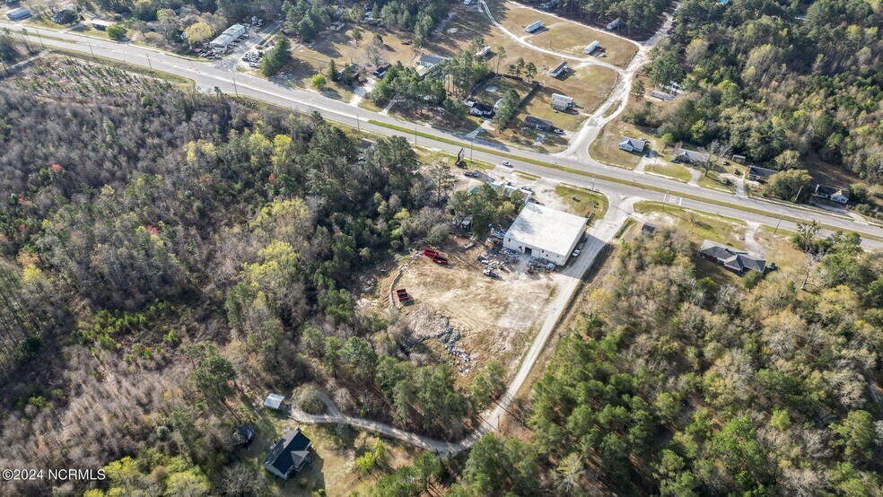 More Photos Of 895 Hwy 1, Rockingham Manufacturing For Lease
