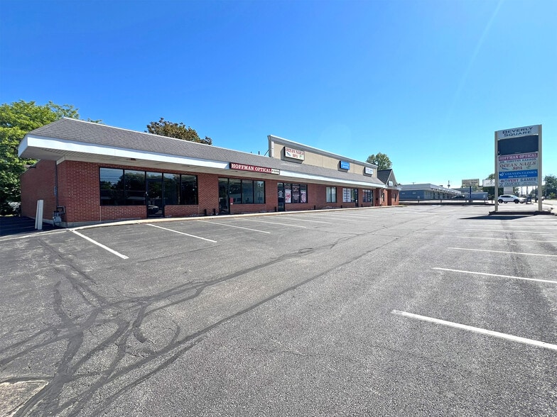 More Photos Of 2051-2063 W 8th St, Erie Storefront Retail Office For Lease
