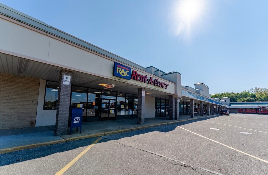 More Photos Of 264-350 Middle Country Rd, Coram Unknown For Lease