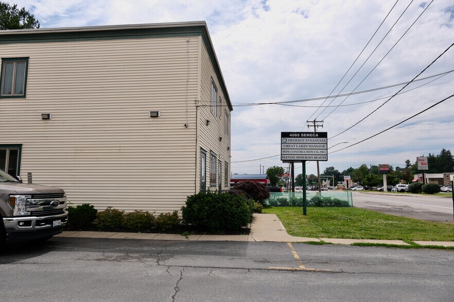 More Photos Of 4085 Seneca St, West Seneca Medical For Lease