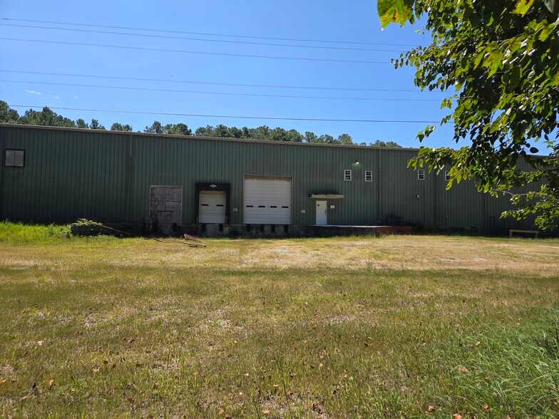 More Photos Of 407 Glasgow St, Aberdeen Manufacturing For Sale