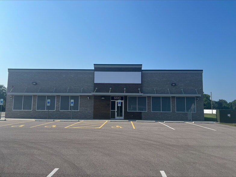 Primary Photo Of 5510 N Belt W, Belleville Medical For Lease