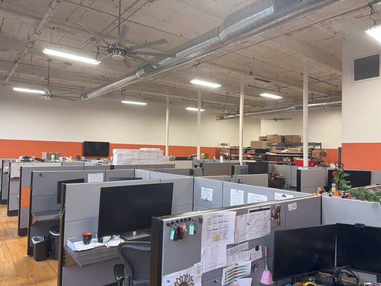 More Photos Of 500 S Main St, Mooresville Office For Lease