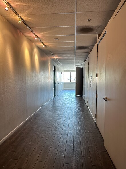 More Photos Of 12409 W Indian School Rd, Avondale Office For Sale