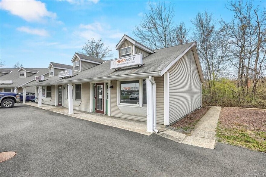More Photos Of 600 State Route 299, Highland Storefront For Lease