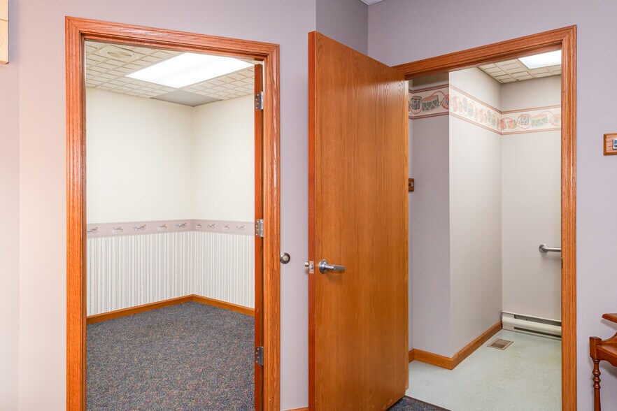 More Photos Of 1752 W High St, Piqua Medical For Sale