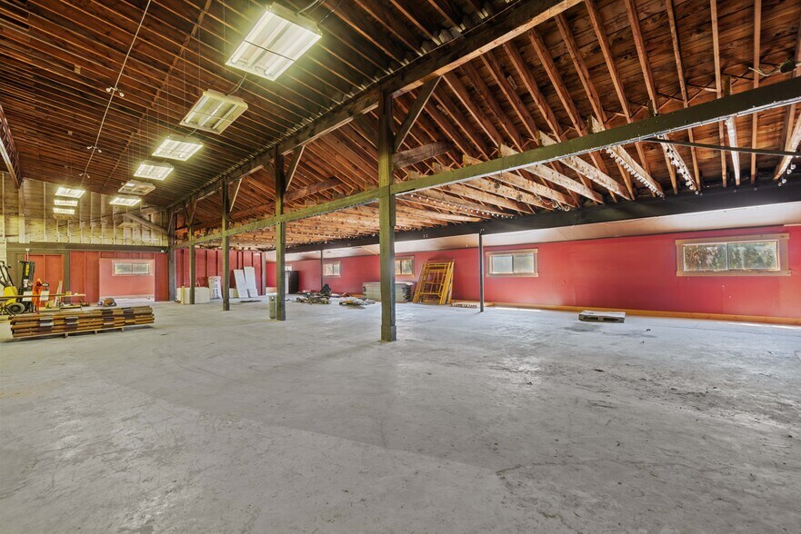 More Photos Of 1260 Lower Sunnyslope Rd, Wenatchee Manufacturing For Lease