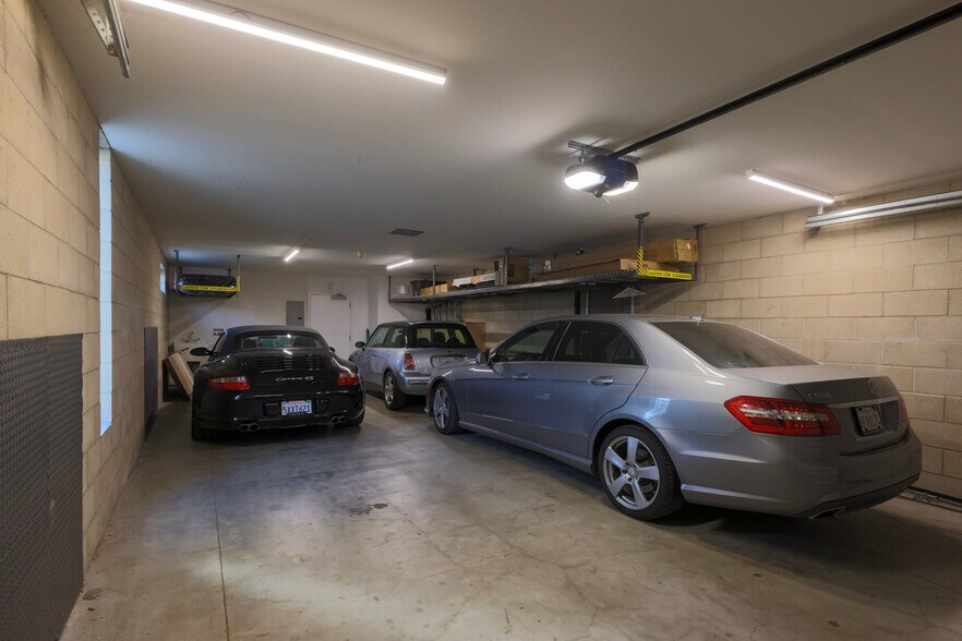 More Photos Of 6615-6621 Melrose Ave, Los Angeles Loft Creative Space For Lease