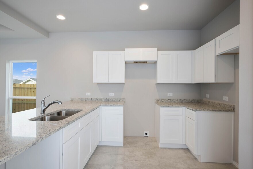 More Photos Of 8607 Valentina Way, San Antonio Apartments For Sale
