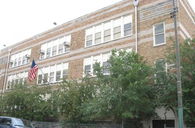 Primary Photo Of 4257 W Adams St, Chicago Schools For Sale
