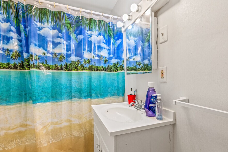 More Photos Of 7 Nason St, Sanford Apartments For Sale