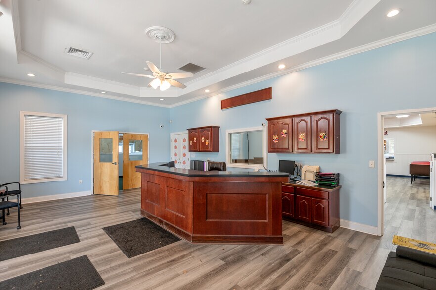 More Photos Of 1224 Old Cherokee Rd, Lexington Daycare Center For Sale