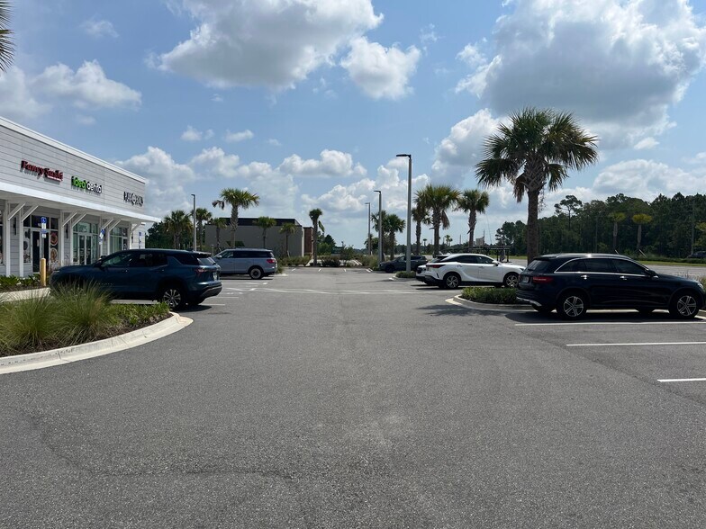 More Photos Of 145 Beachwalk Shore Dr, Saint Johns Freestanding For Lease