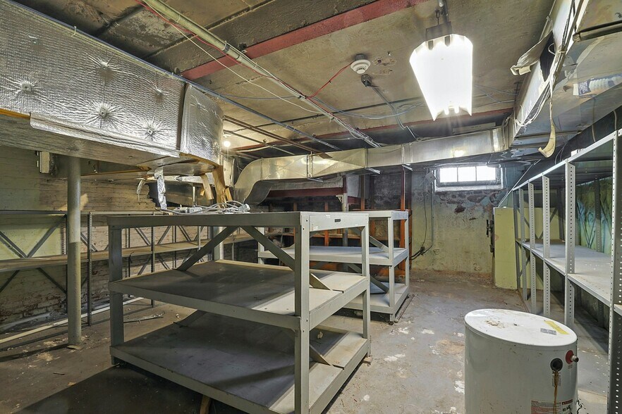 More Photos Of 637 Main St, Sparkill Bank For Lease