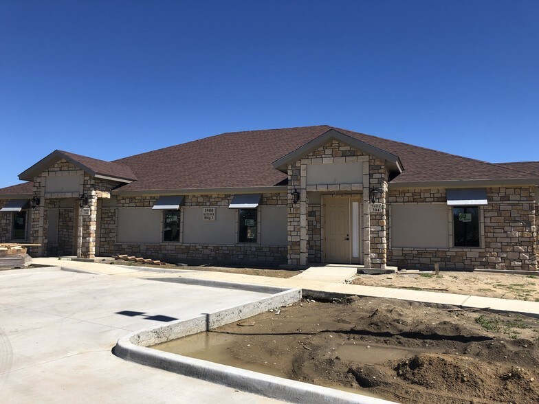 More Photos Of 1900 Matlock Rd, Mansfield Medical For Sale