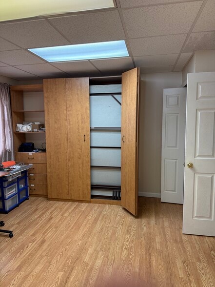 More Photos Of 90 Medford Ave, Patchogue Medical For Sale