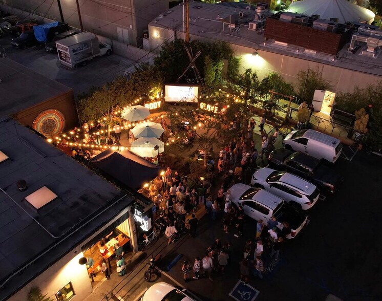 More Photos Of 2937 Bristol St, Costa Mesa Unknown For Lease