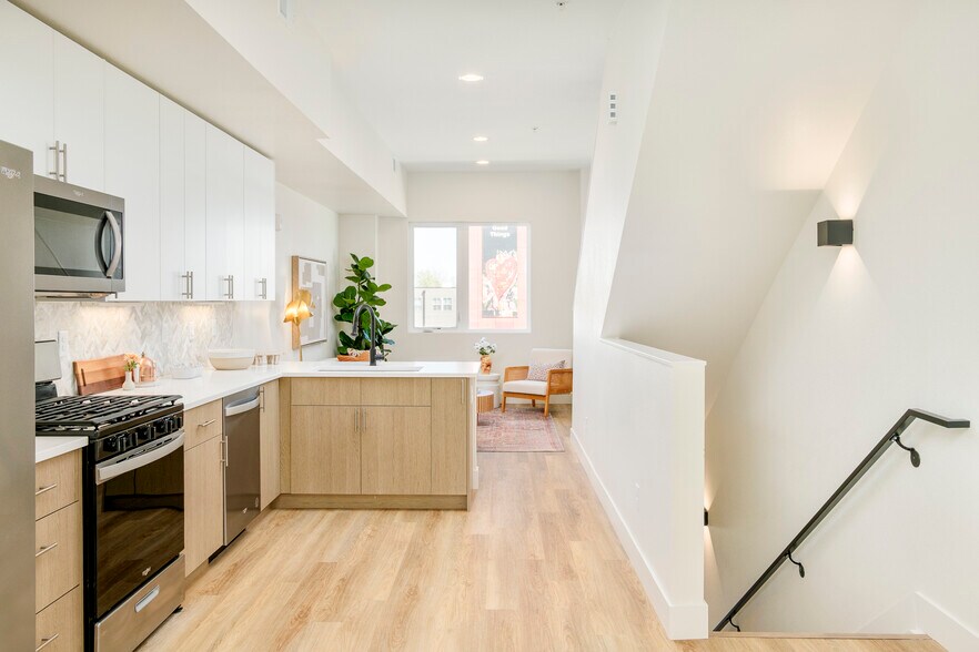 More Photos Of 700 W Evans Ave, Denver Apartments For Sale