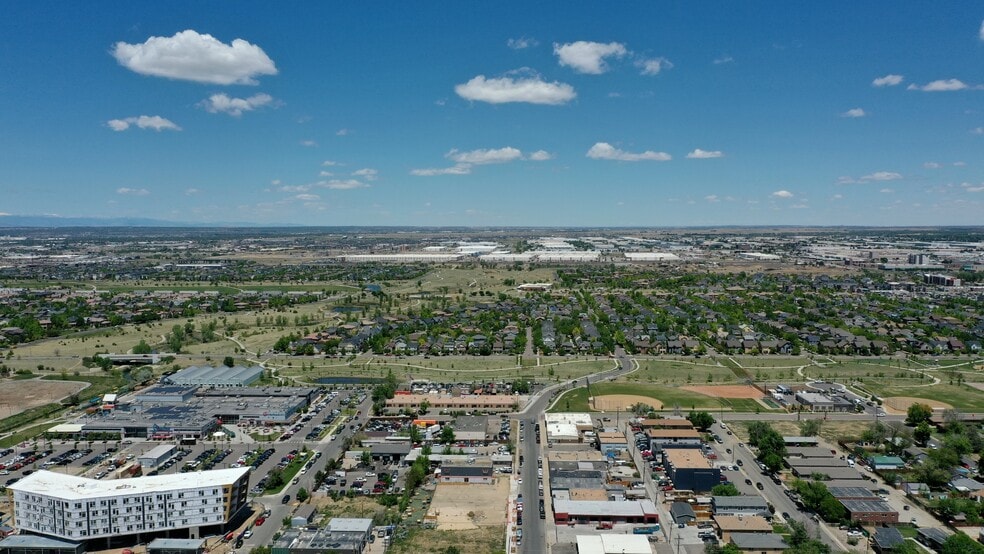 More Photos Of 2323 Dayton St, Aurora Freestanding For Lease