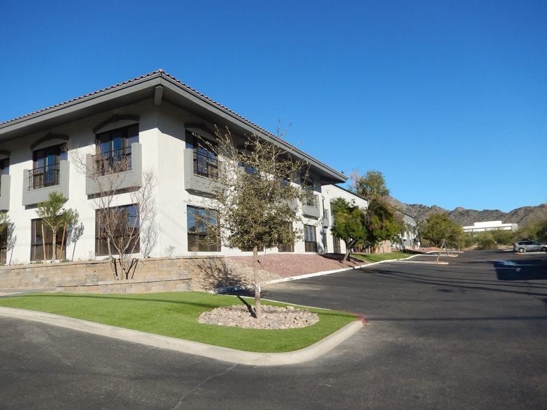 More Photos Of 7227 N 16th St, Phoenix Office For Lease