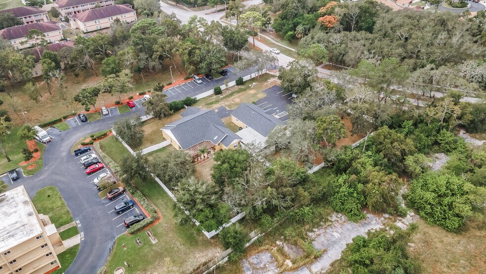 More Photos Of 11748 La Madera Blvd, Port Richey Office For Sale