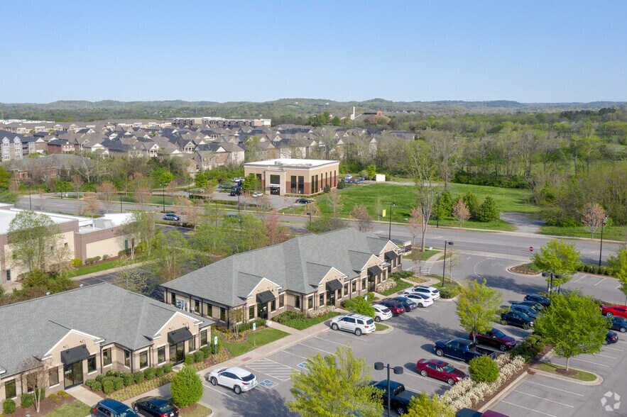 More Photos Of 174 Saundersville Rd, Hendersonville Medical For Sale