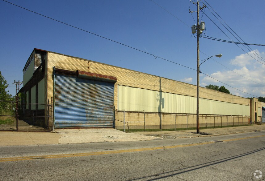 More Photos Of 1725-1769 London Rd, Cleveland Warehouse For Lease