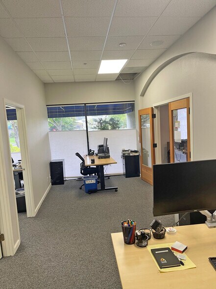 More Photos Of 525 Portal St, Cotati Distribution For Sale