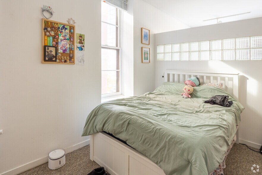 More Photos Of 634-636 N Orleans St, Chicago Apartments For Sale