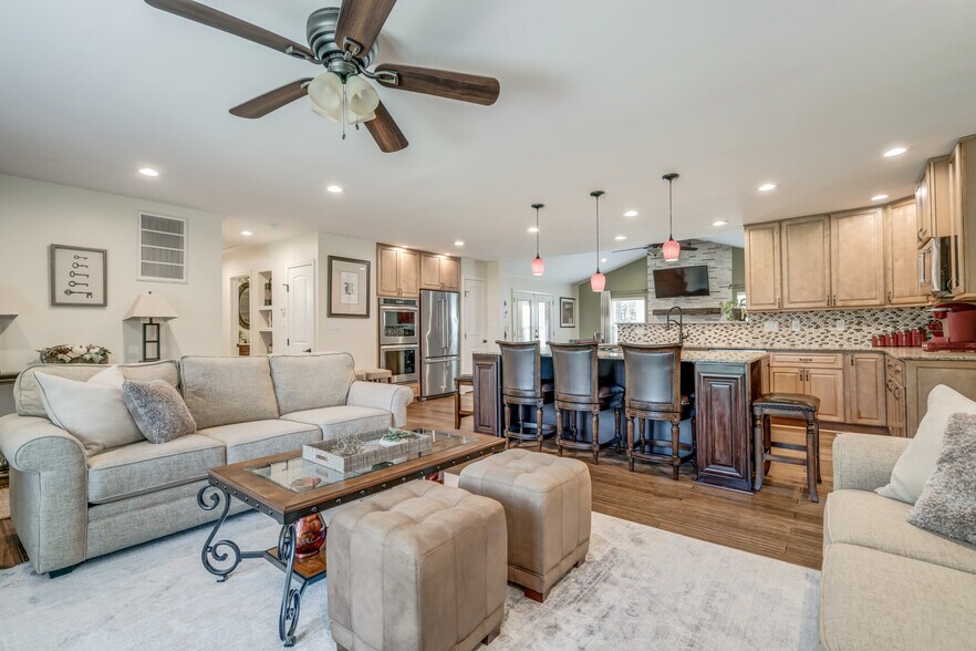 More Photos Of 12204 E County Road 76, Coyle Specialty For Sale