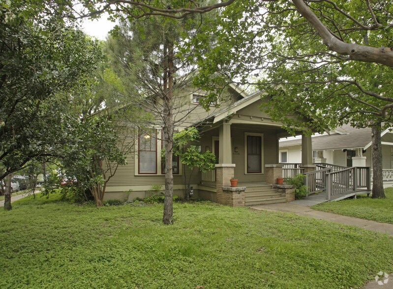 More Photos Of 1409 W 6th St, Austin Office For Lease