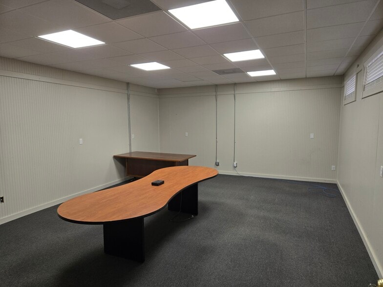 More Photos Of 1201 Hamlet Ave, Clearwater Office For Sale