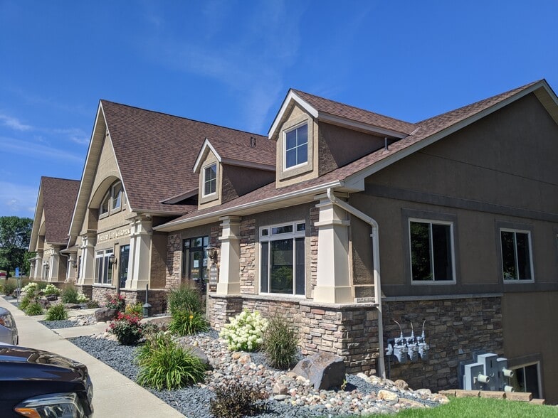 More Photos Of 13951-13959 W Preserve Blvd, Burnsville Loft Creative Space For Lease