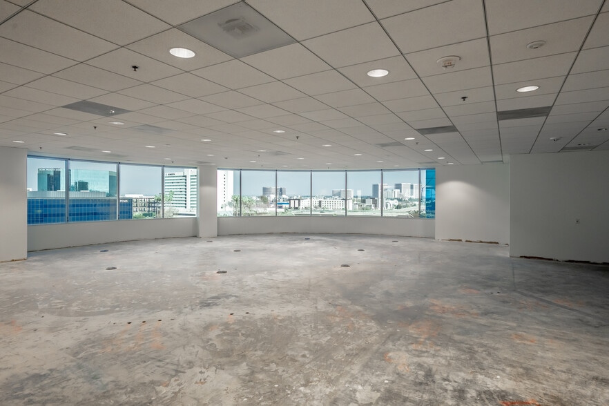 More Photos Of 18101 Von Karman Ave, Irvine Unknown For Lease