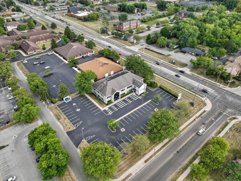 More Photos Of 1960-1980 Bethel Rd, Columbus Medical For Sale