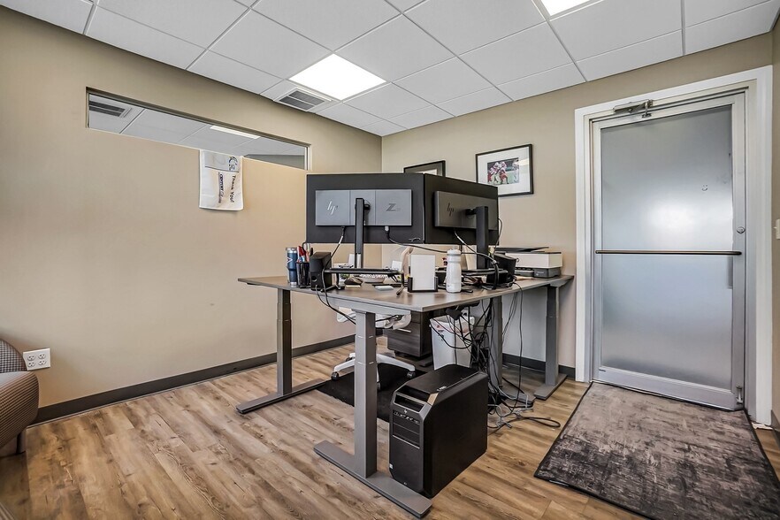 More Photos Of 231 Lexington St, Waltham Industrial For Sale