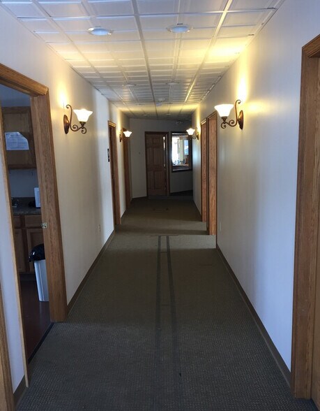 More Photos Of 215 Grove City Rd, Slippery Rock Medical For Sale