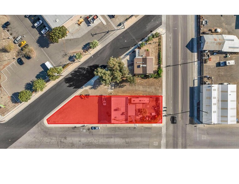 More Photos Of 100 1st St, Coalinga Radio TVTransmission Facilities For Sale