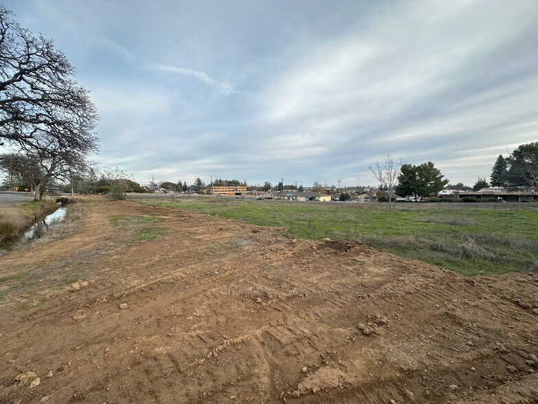 More Photos Of Lot 0 Luther Rd, Auburn Land For Sale