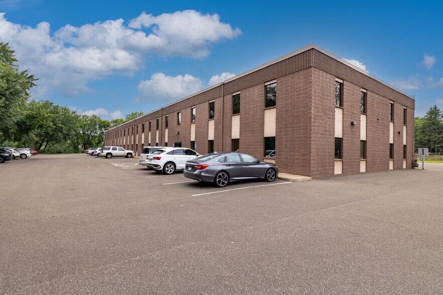 More Photos Of 1310 E Highway 96, White Bear Lake Medical For Sale