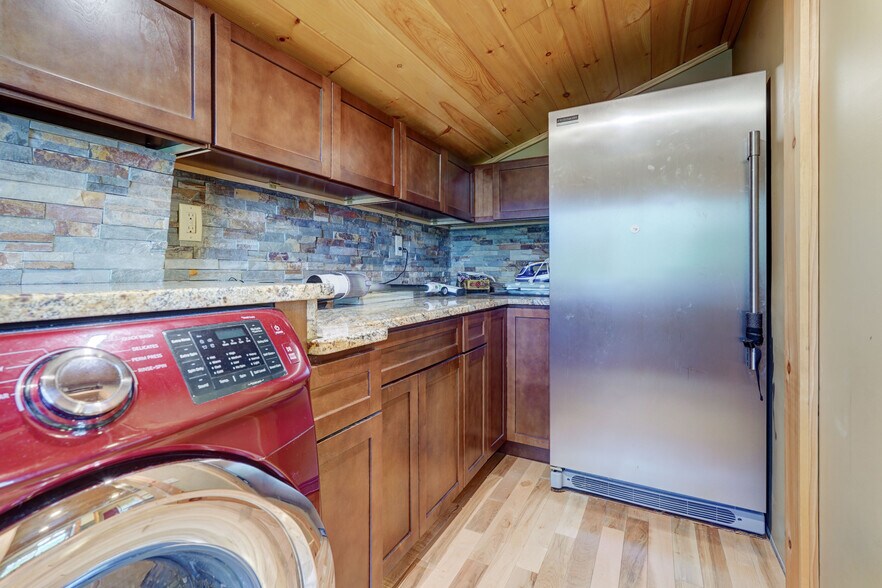 More Photos Of 5685 County Road 33, Canandaigua Specialty For Sale