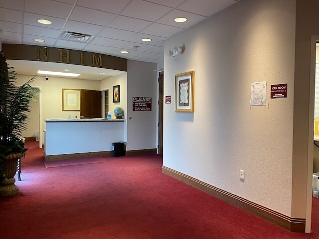 More Photos Of 901 N Prospect Ave, Springfield Freestanding For Sale