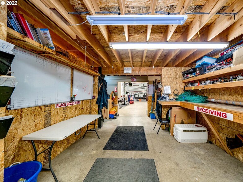 More Photos Of 4190 Highway 101 N, Tillamook Warehouse For Sale