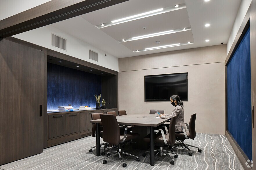 More Photos Of 106 W 56th St, New York Office For Lease