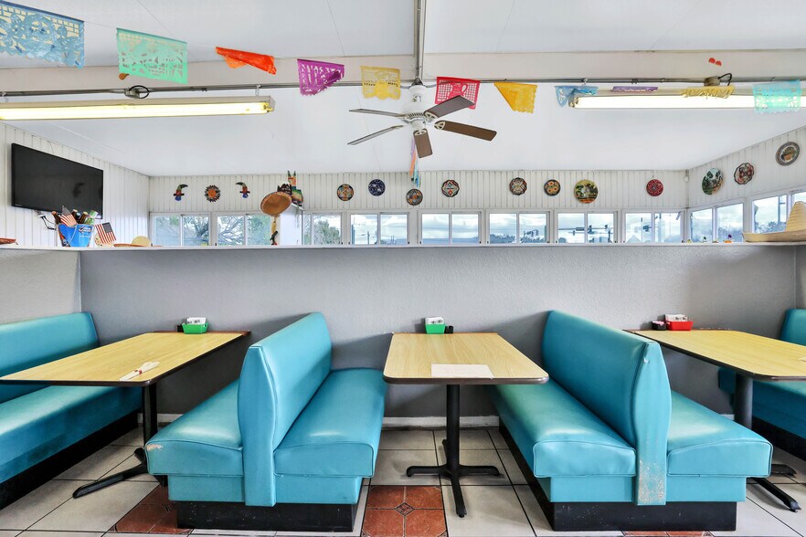 More Photos Of 114 Central Ave, Lake Wales Freestanding For Sale