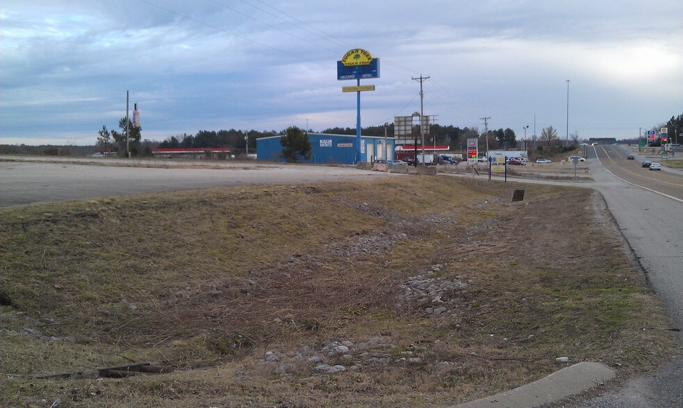 More Photos Of 14940 Highway 641 S, Holladay Land For Sale