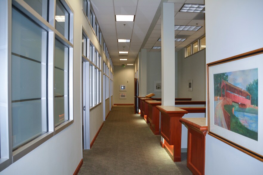 More Photos Of 1001 La Harpe Blvd, Little Rock Office For Sale