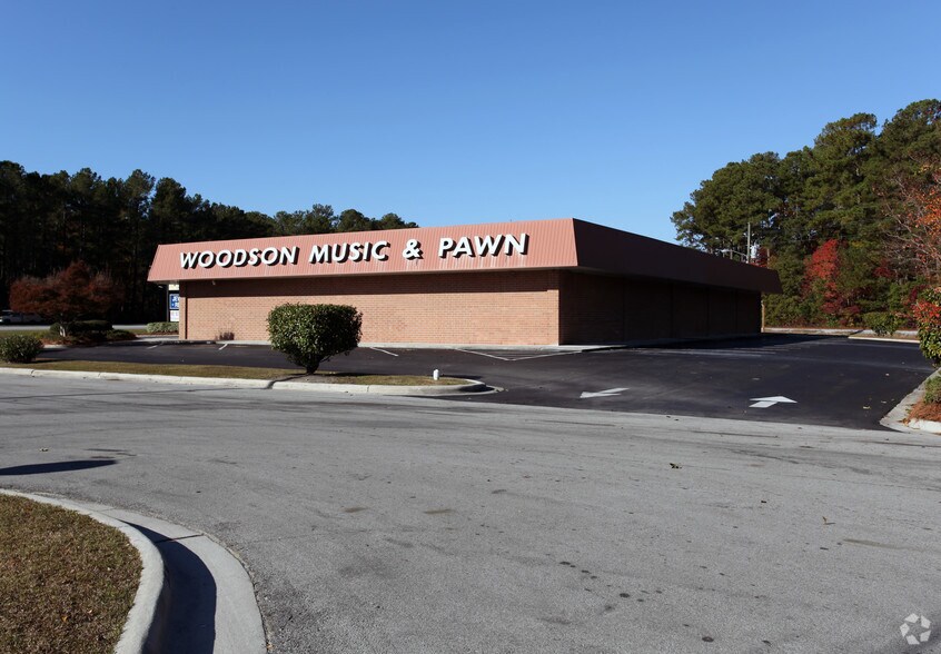 More Photos Of 129 Freedom Way, Midway Park Freestanding For Lease